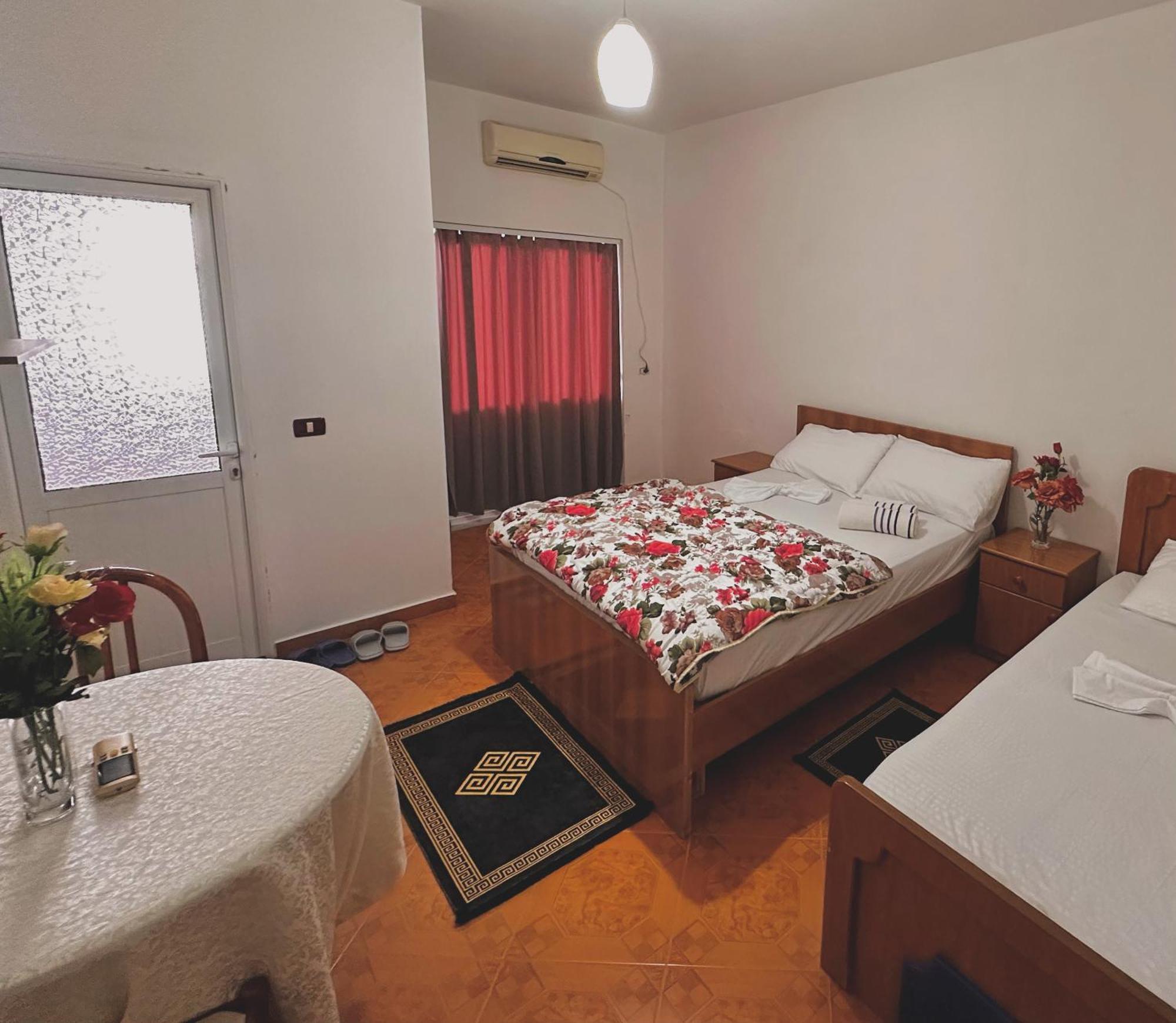 Hotel Belind Berat Exterior foto