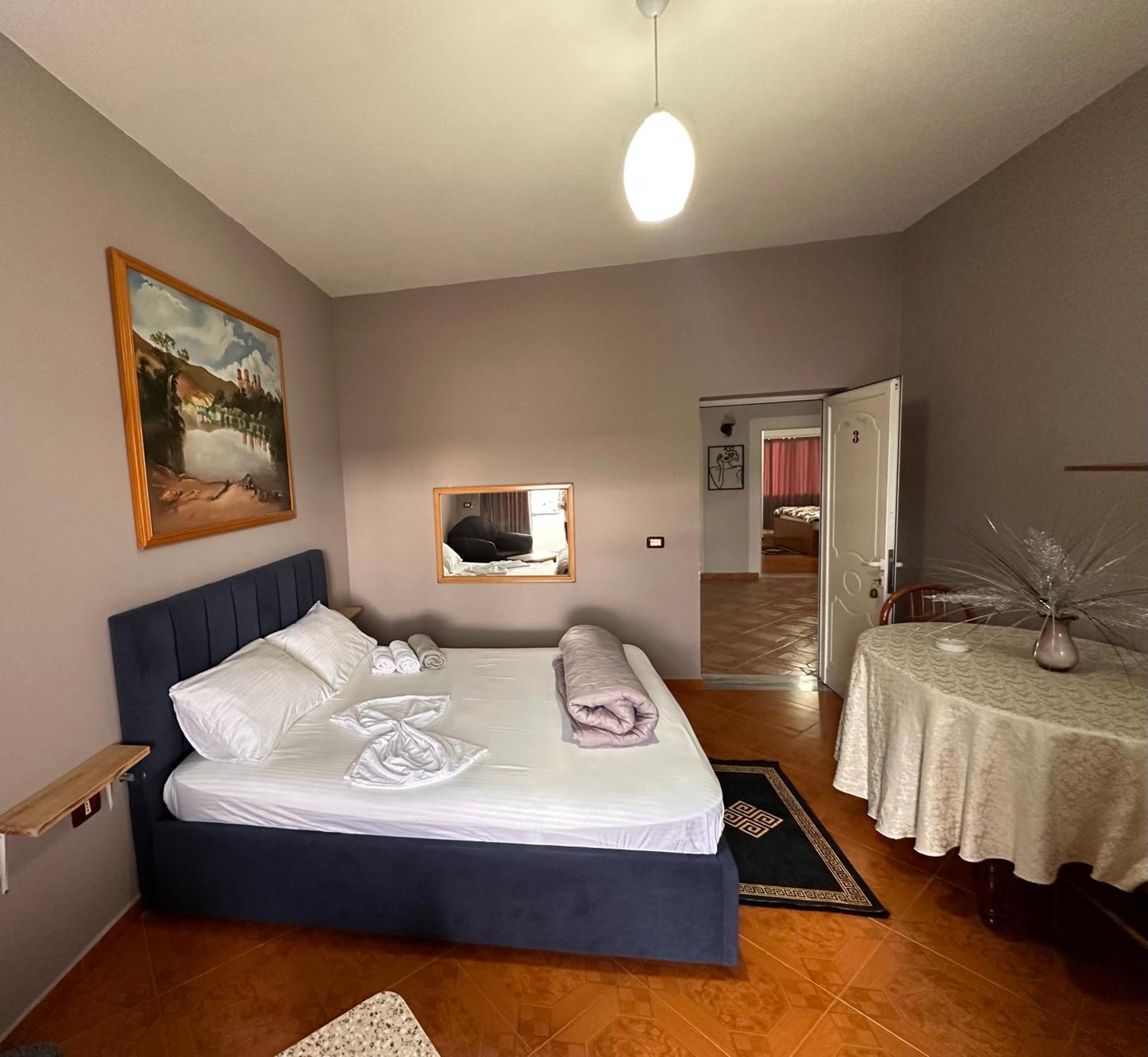 Hotel Belind Berat Exterior foto